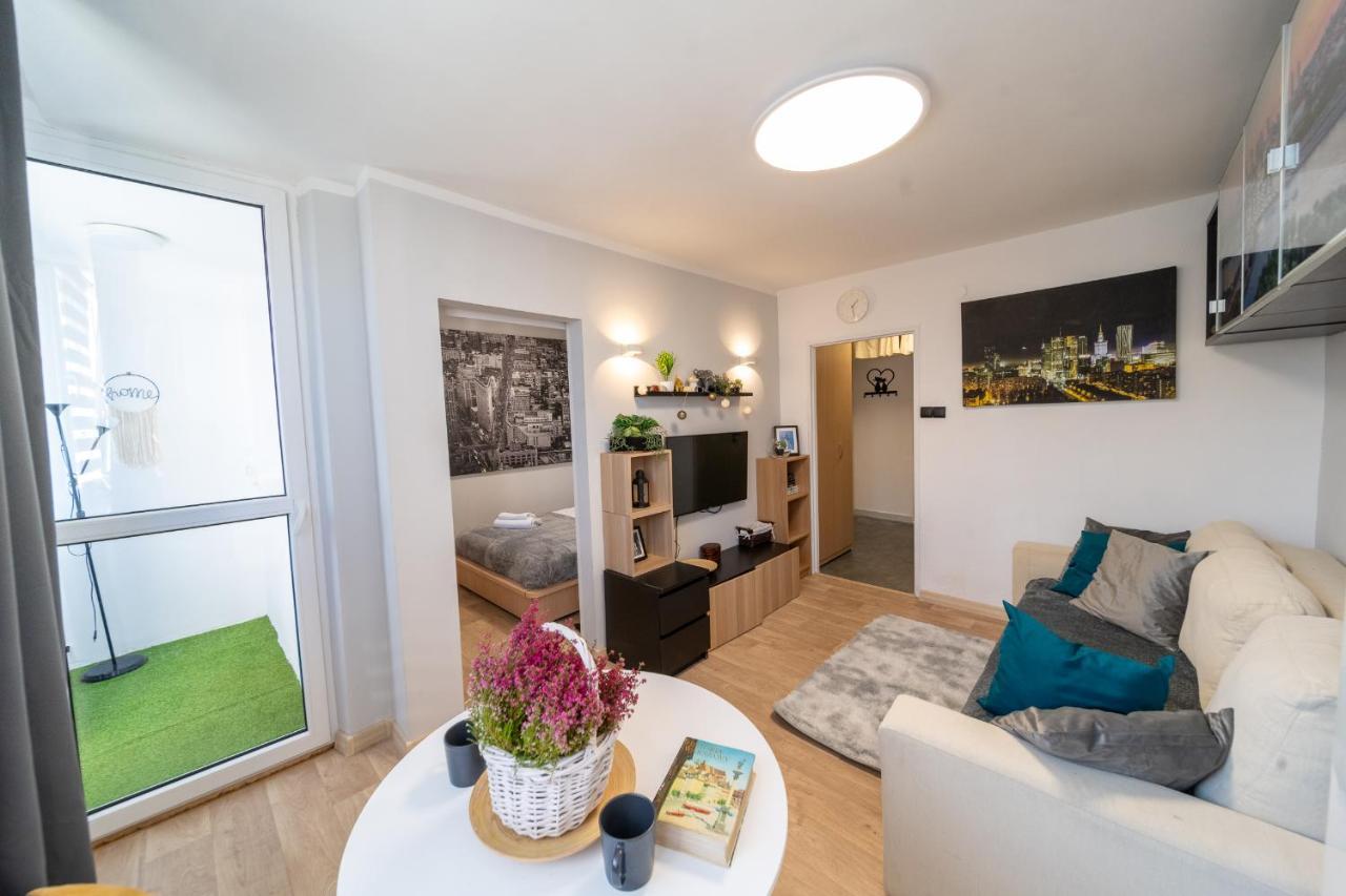 Metro Lux Home Apartment Warsaw Exterior photo